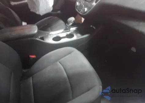 2021 Chevrolet Malibu Fwd Lt из США, поврежденный, VIN 1G1ZD5ST9MF068504